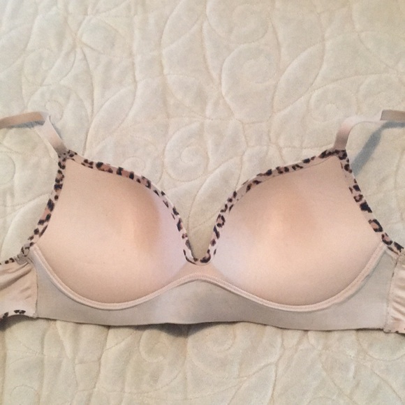 VICTORIA’S SECRET Leopard print bra w/ convertible straps 34B Good condition - Picture 2 of 8
